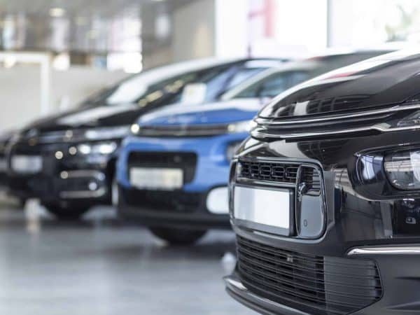 low-angle-of-extravagance-store-with-cars-in-a-row-2021-08-26-15-45-19-utc-scaled-qdnrl4640jy210lfj4qk2ifc2qxxyui3nmutkyt9jo